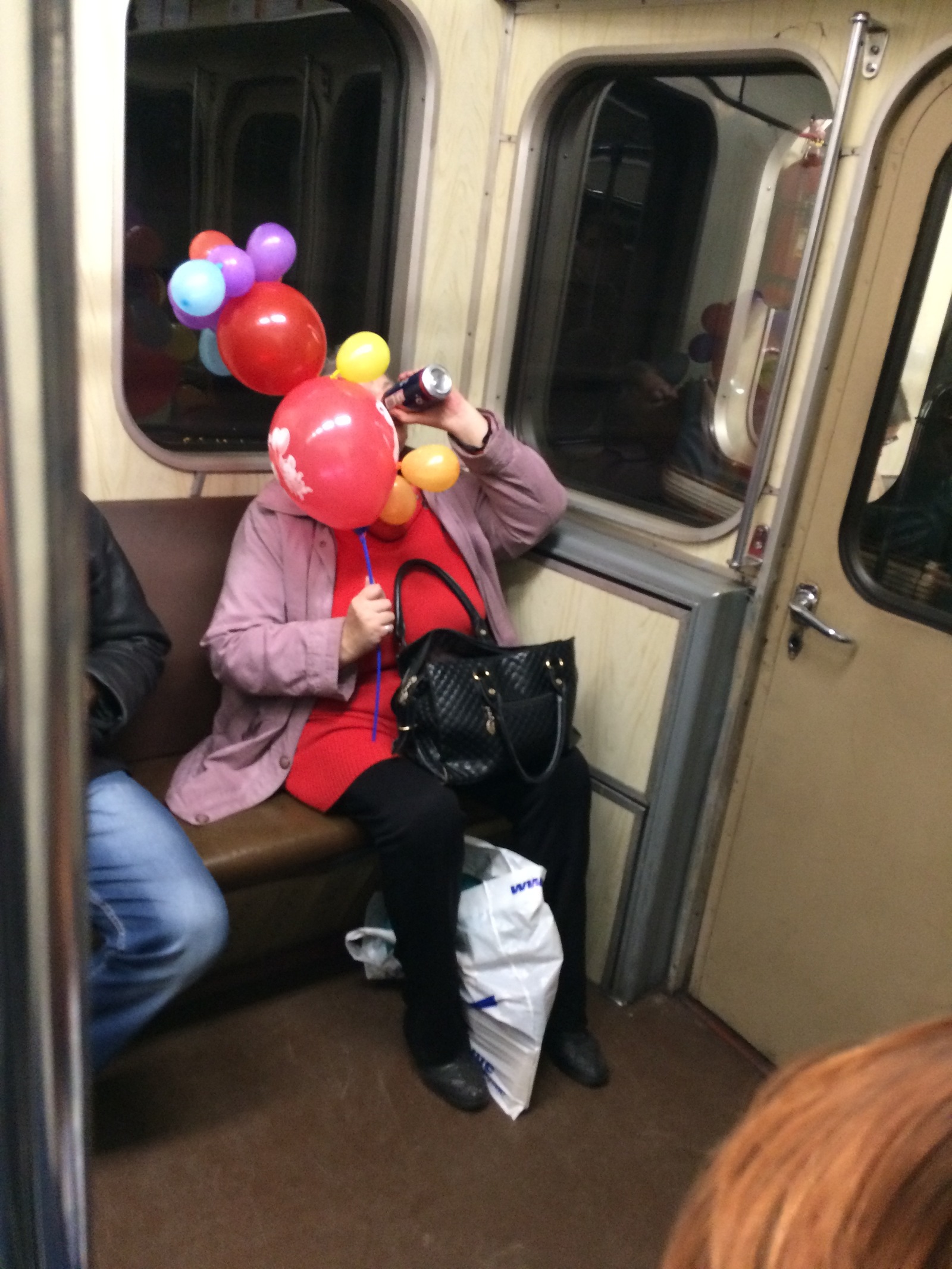 Сегодня в Московском метро | Пикабу