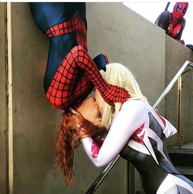 So not bad either - Cosplay, Kiss, Deadpool, Spiderman, Rule 63, Gwen Stacy