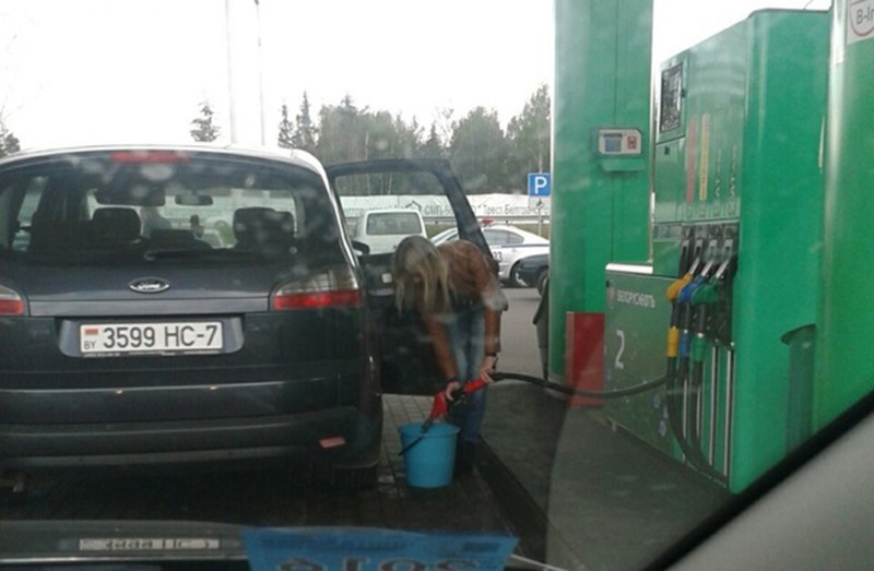 Asked my wife to fill the bucket - Wife, Bucket, AvtoVAZ, Photo, Literality