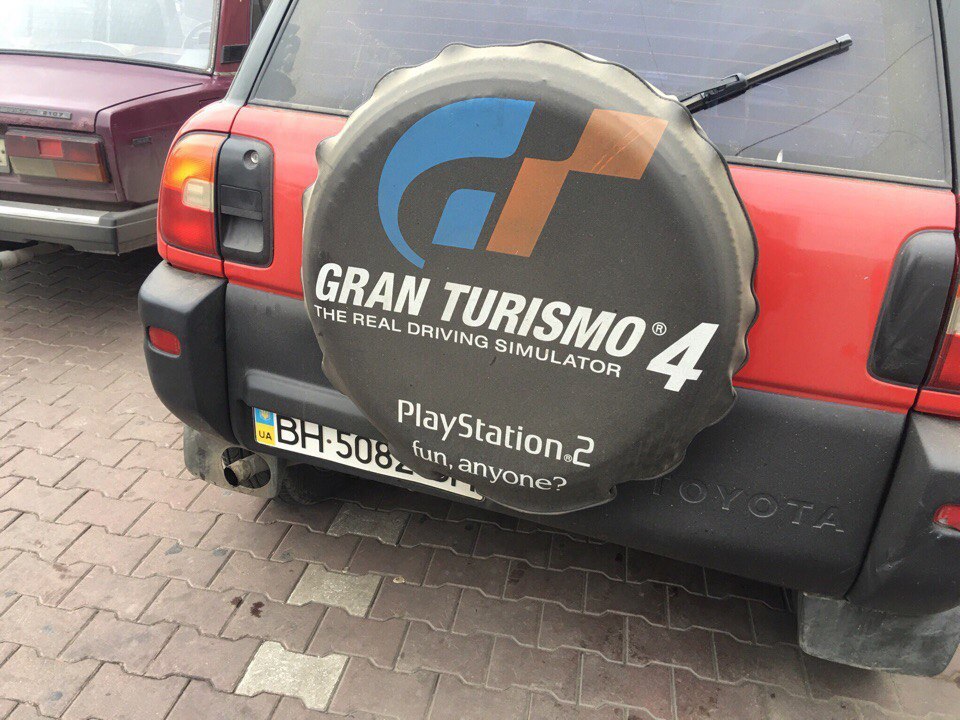I saw it on the road and cried ;( - Grand Turismo, Old school, Peekaboo, Games, Gamedev, Goths, Auto