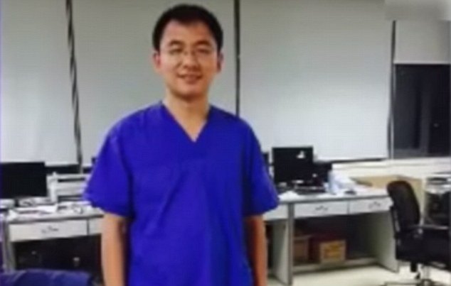 Chinese hospital doctor nearly dies while helping patients for 32 hours - news, Longpost, The medicine, Doctors, Hospital, Help, Health