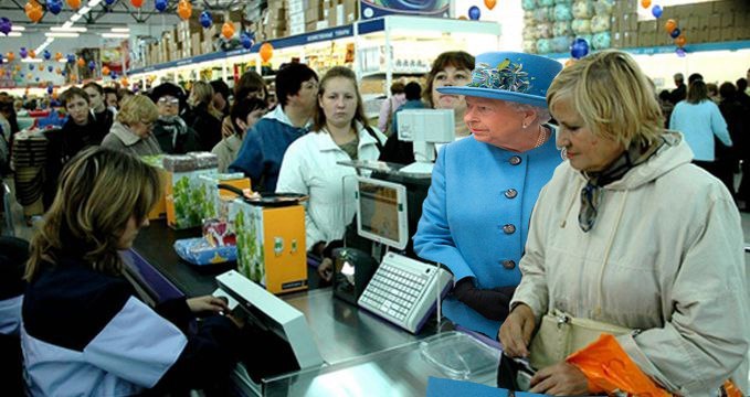 Queen Elizabeth II went to the supermarket - Queen, Queen Elizabeth II, Photoshop master, Fotozhaba, Longpost