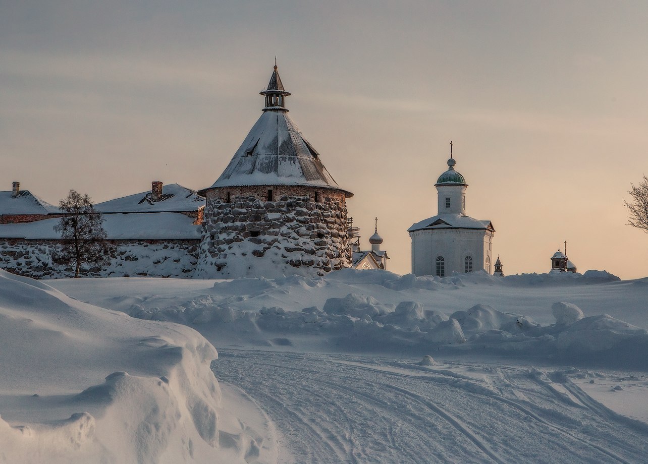 Соловецкий монастырь зима