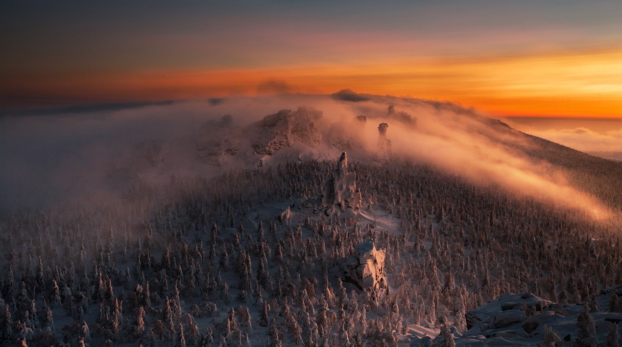 Darkness was coming - My, The mountains, Snow, Winter, Sunset, The photo, Travels, Russia, Landscape