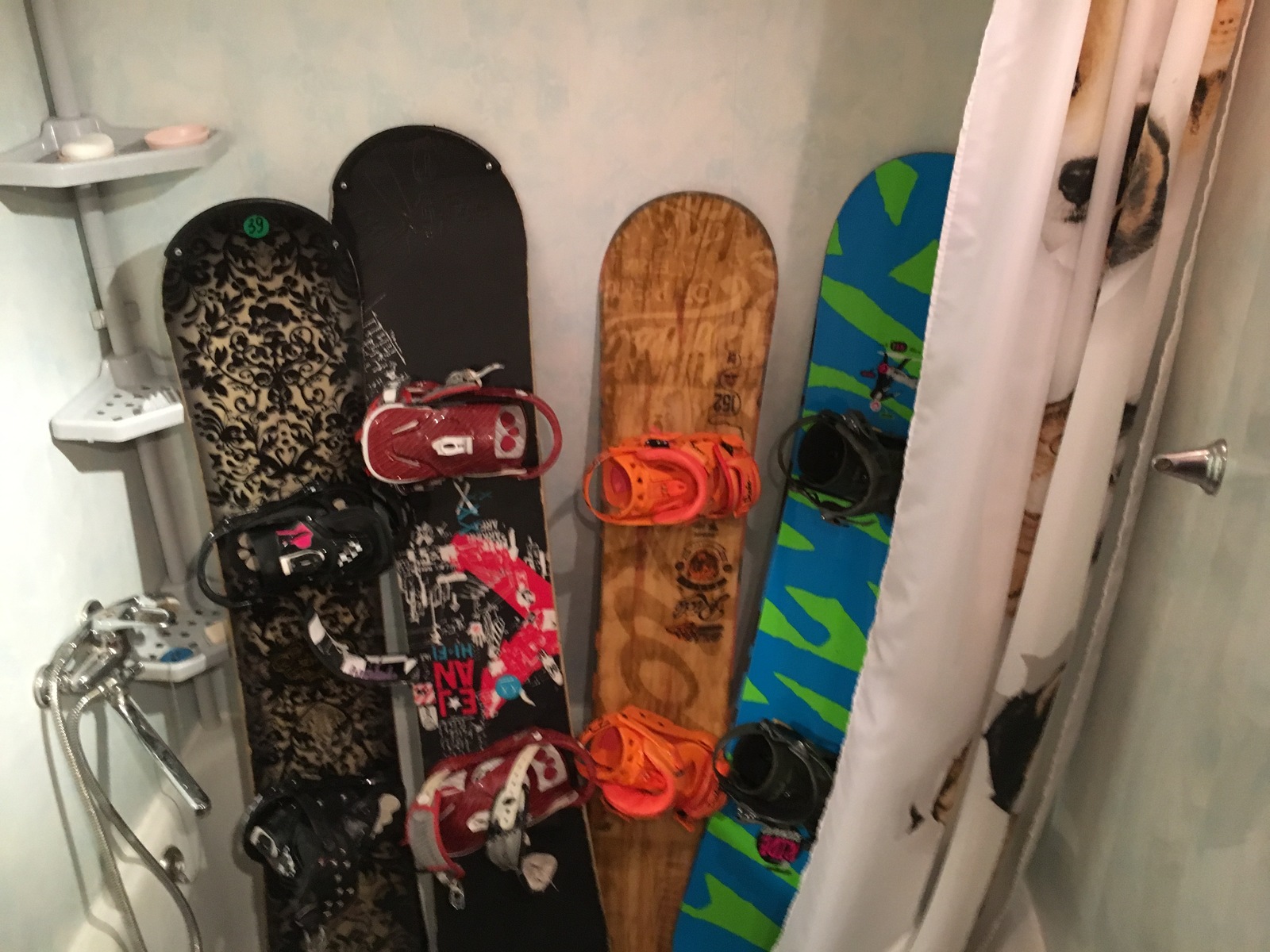 How to store snowboards. - My, Snowboard, Bath, My