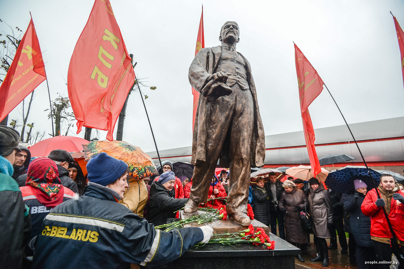 В Минске изобрели новый трактор и открыли памятник Ленину - Республика Беларусь, Минск, Назад в 80е, Пир во время чумы, Экономика, 80-е