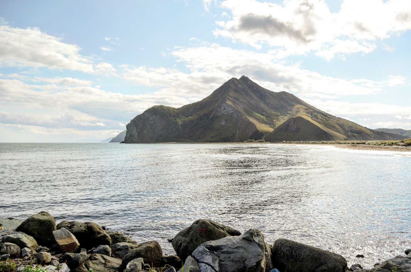 Sakhalin Island - far, but beautiful. - My, Sakhalin, Travelers, The sun, Sea, Beach, Longpost