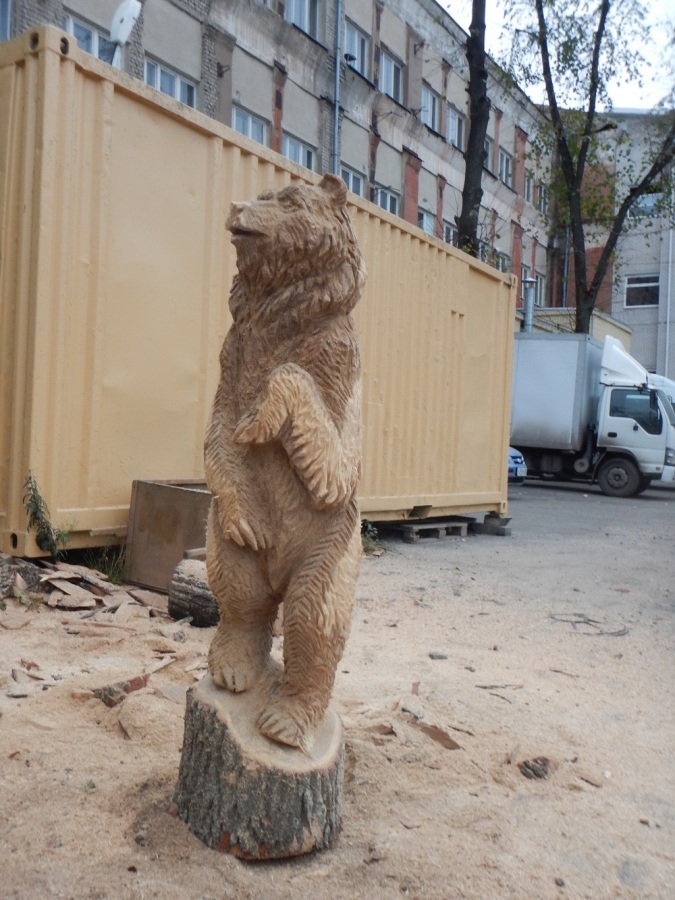 Drinking, singing, drinking - My, Alexander Ivchenko, Chainsaw sculpture, Voronezh, Chainsaw, Knight, Bogatyr, Video, Longpost