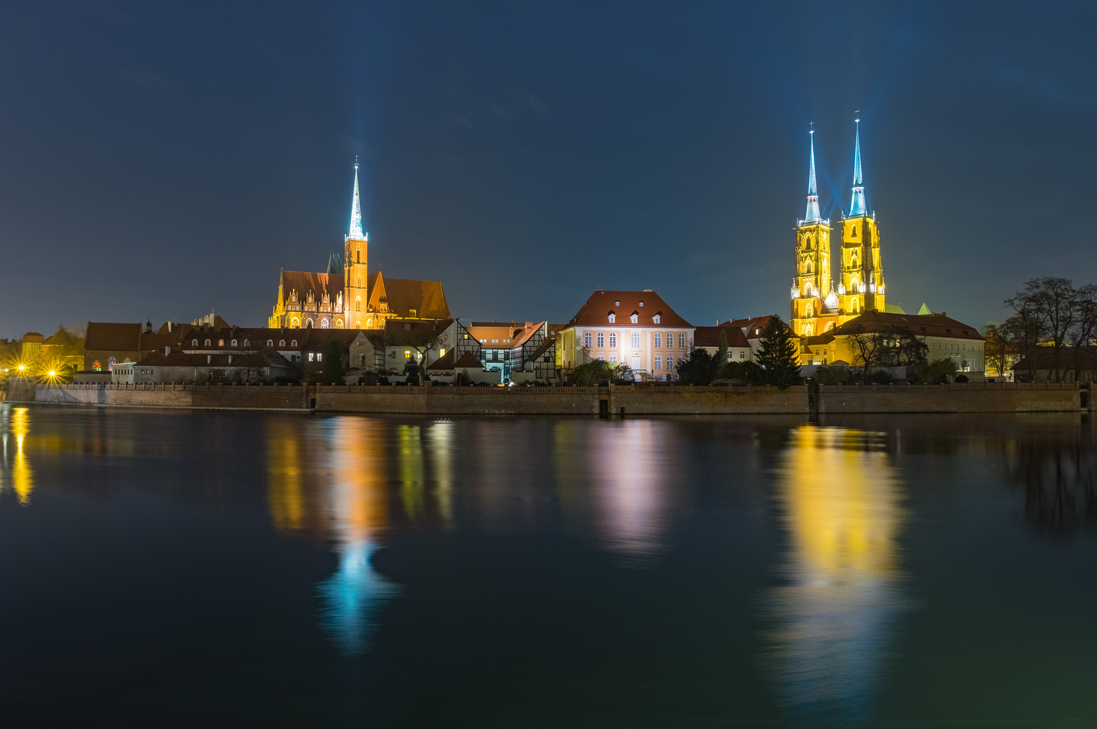 Photo of night Wroclaw (or Breslau) - My, My, Photo, Wroclaw, , Bridge, Reflection, Longpost