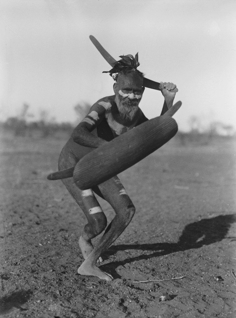 Australian native with a boomerang, 1920s. - Aborigines, Australia, Photo