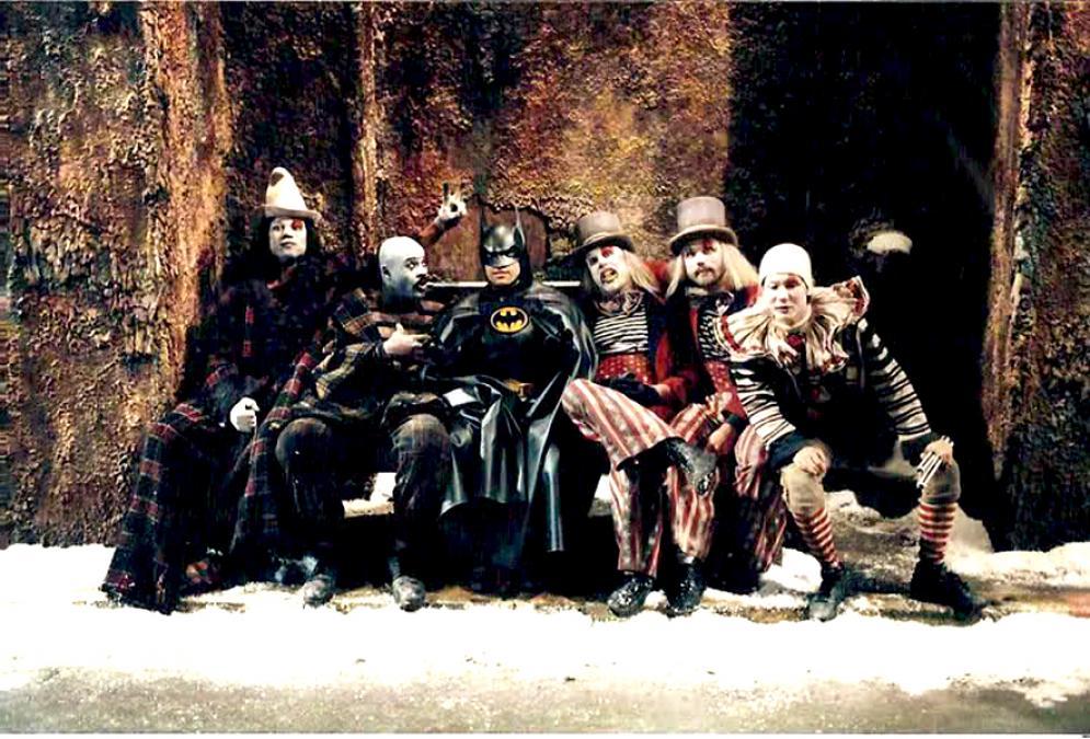 Behind the Scenes of Batman Returns (1992) - Movies, Behind the scenes, Batman, Tim Burton, Michael Keaton, Danny DeVito, Michelle Pfeiffer, Photos from filming, Longpost