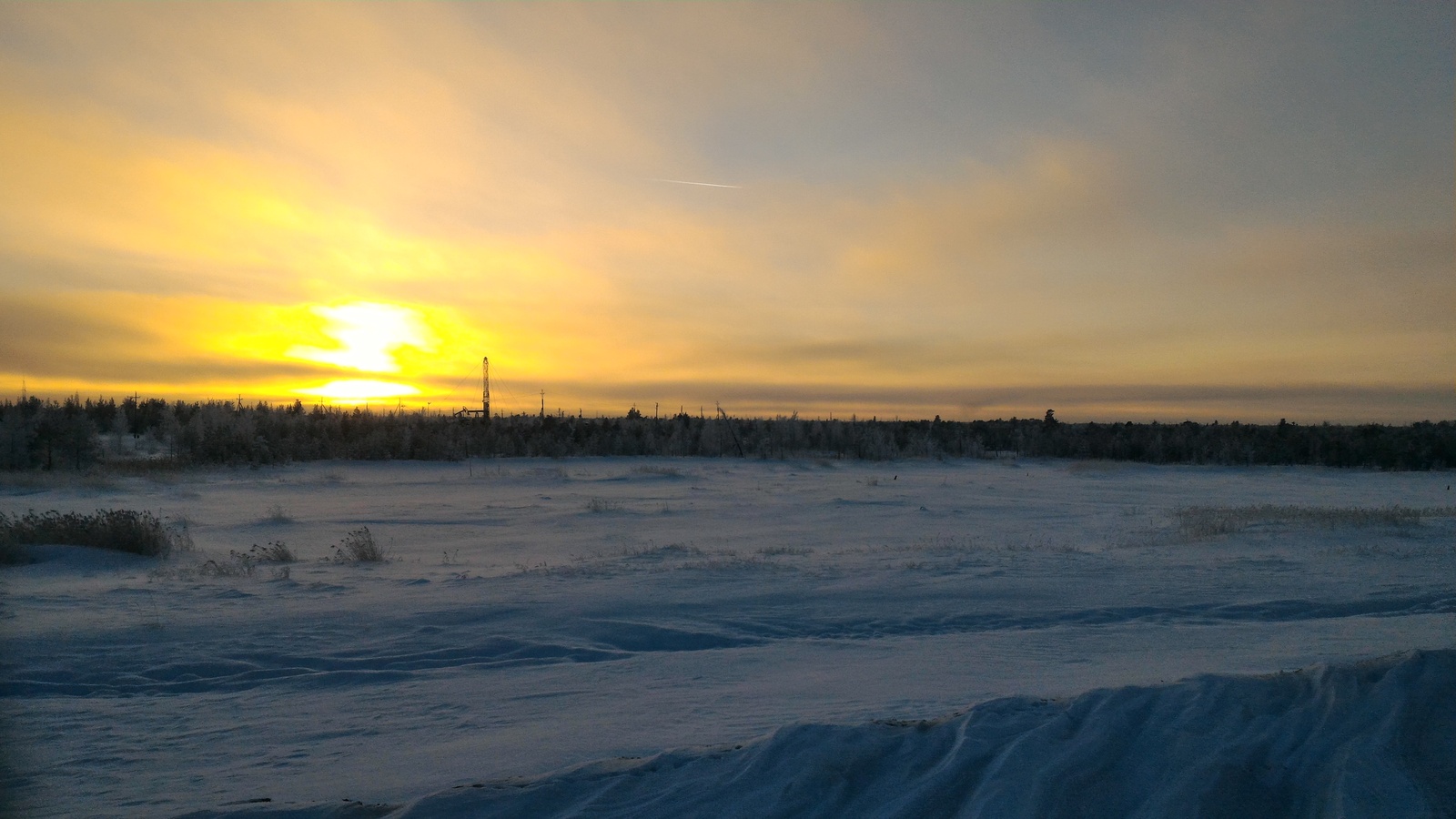 Winter, and let you be cold, but how damn good are you - My, Photo, Winter, The sun, Snow, Sky, Evening