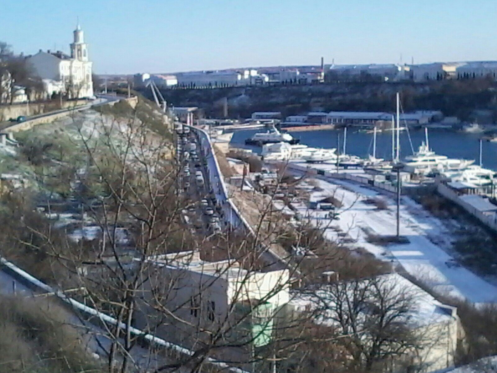 Snow fell in Sevastopol and the whole city got into one big traffic jam. - Sevastopol, Snow, Utility services, Road, Longpost