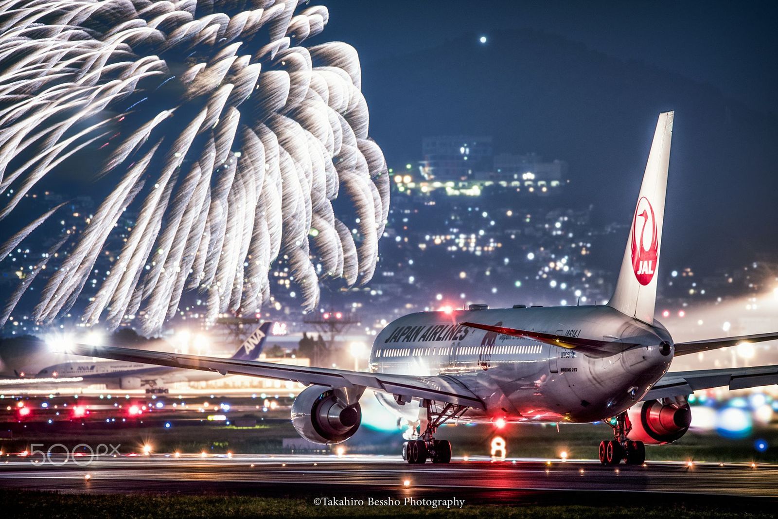 Night photos from Osaka Airport - Photo, Airplane, Aviation, The airport, Night, Longpost