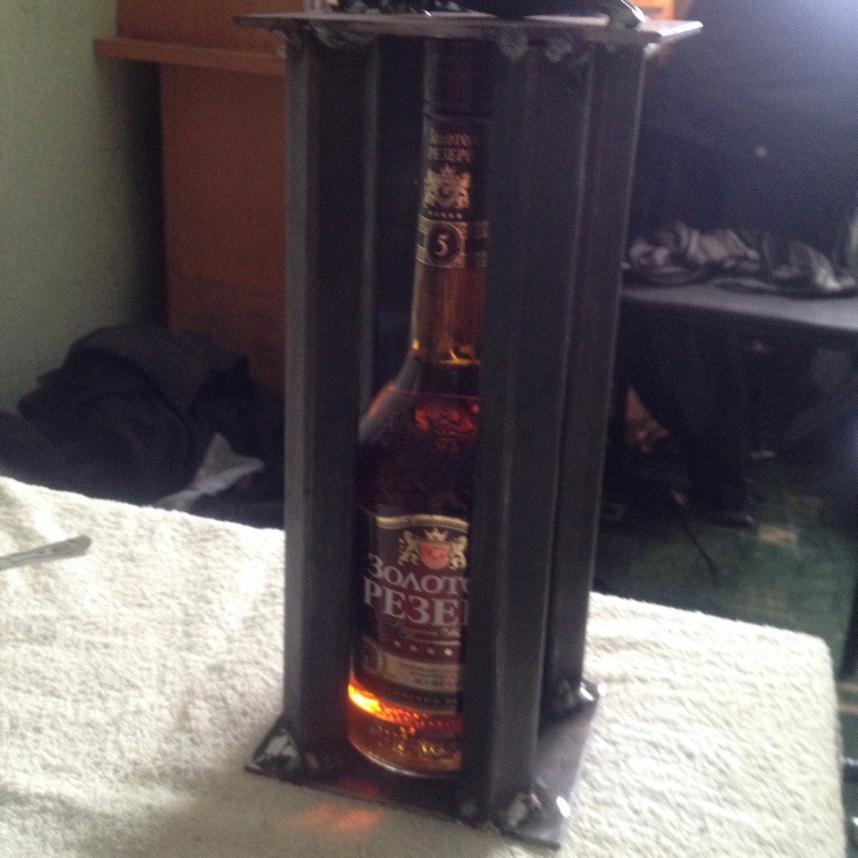 When a friend is a welder. - Cognac, Presents