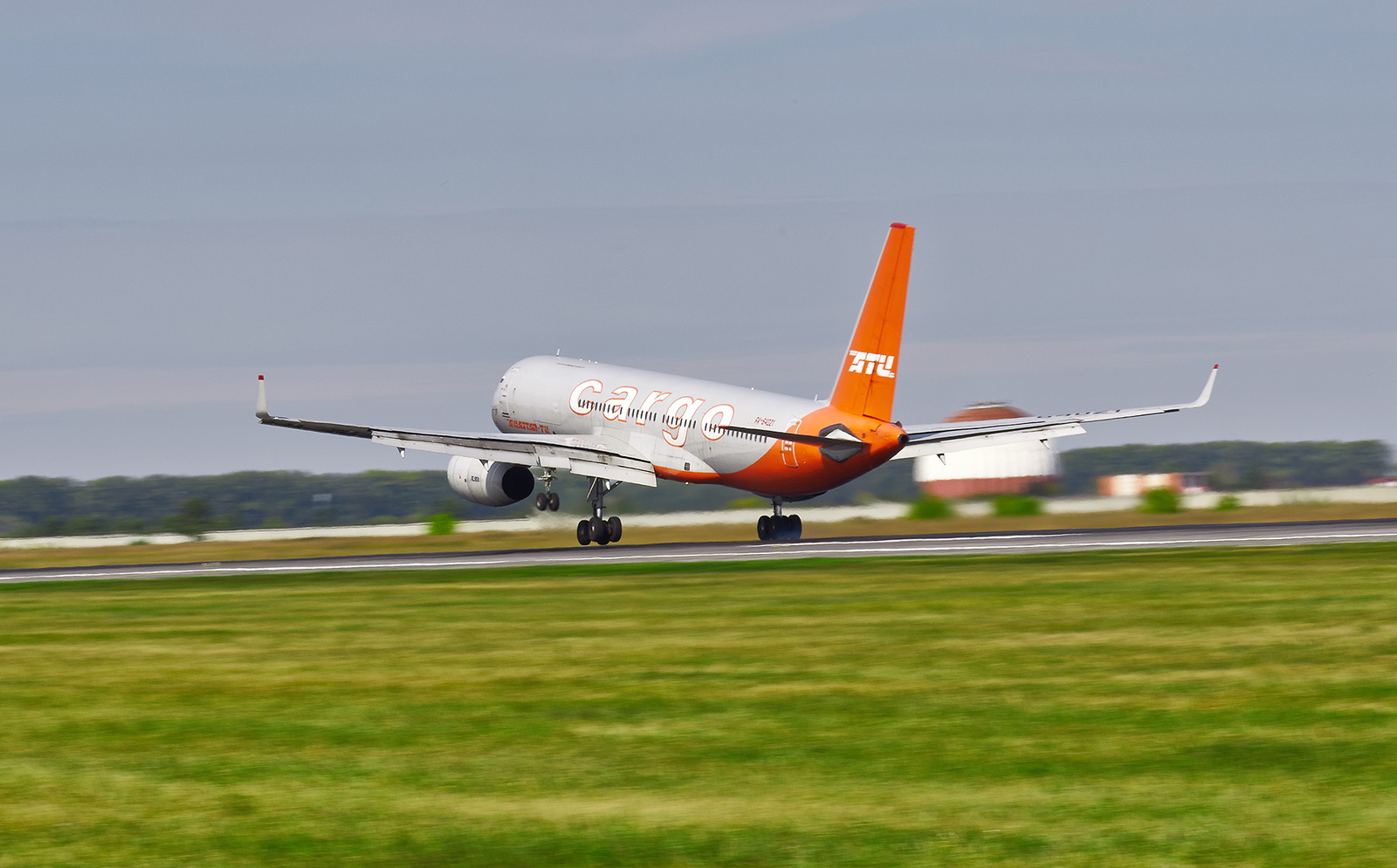 Civil Aviation Day - My, Aviation, Civil Aviation Day, , Photo, The airport, Legs, Walk, My, Longpost