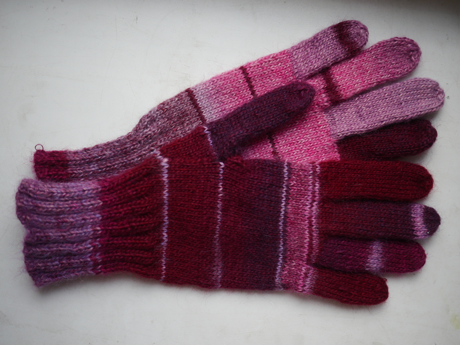 I sit - I knit (gloves) - My, Knitting, Needlework, Gloves, Longpost