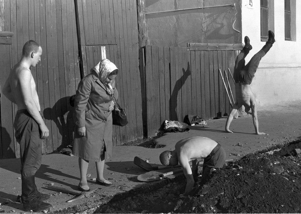 Свердловск 1980-1990 гг. глазами немецкого фотографа Ивана Галерта. - Фото, Жизнь, СССР, Свердловск, Она развалилась, Длиннопост