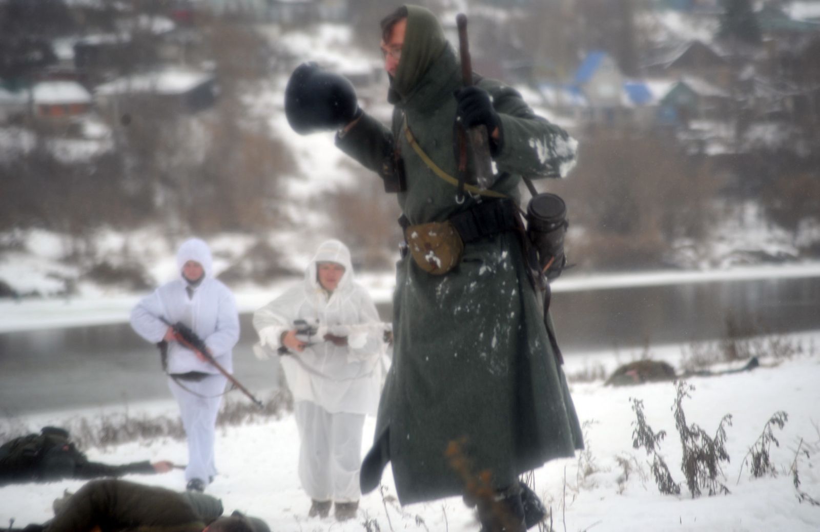 Реконструкторы устроили городские бои в Ельце. | Пикабу