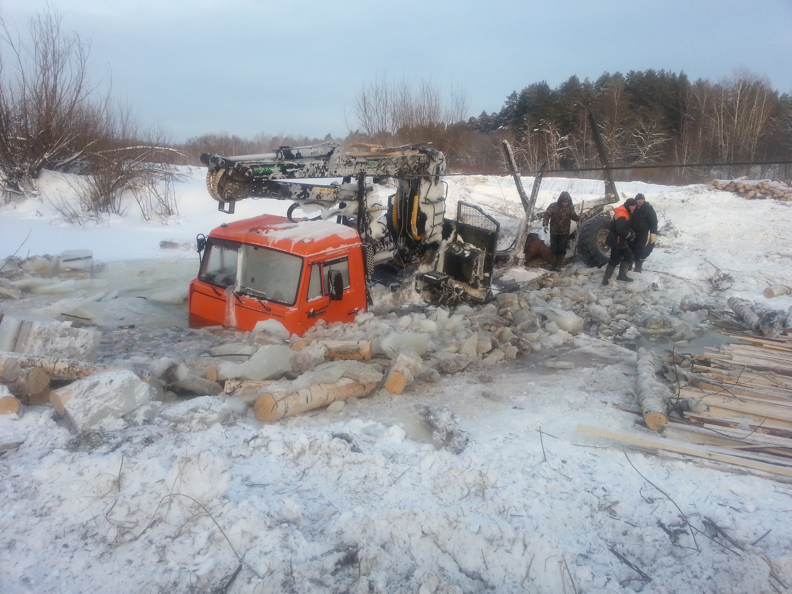 Everyday life of loggers - My, Drowning, Kamaz, , Bad luck, Longpost