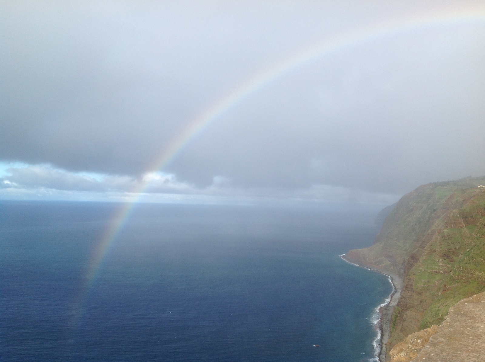 Where does the rainbow start? - My, Photo, Rainbow, Shore, Unusual