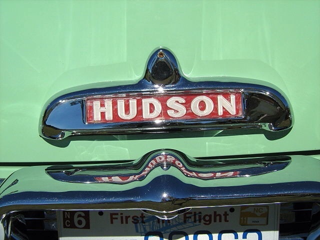 Hudson hornet (1954) - Не мое, Ретромобиль, Ретроавтомобиль, 50-е, Hudson Studio, Hudson Hornet, Retro car, Длиннопост