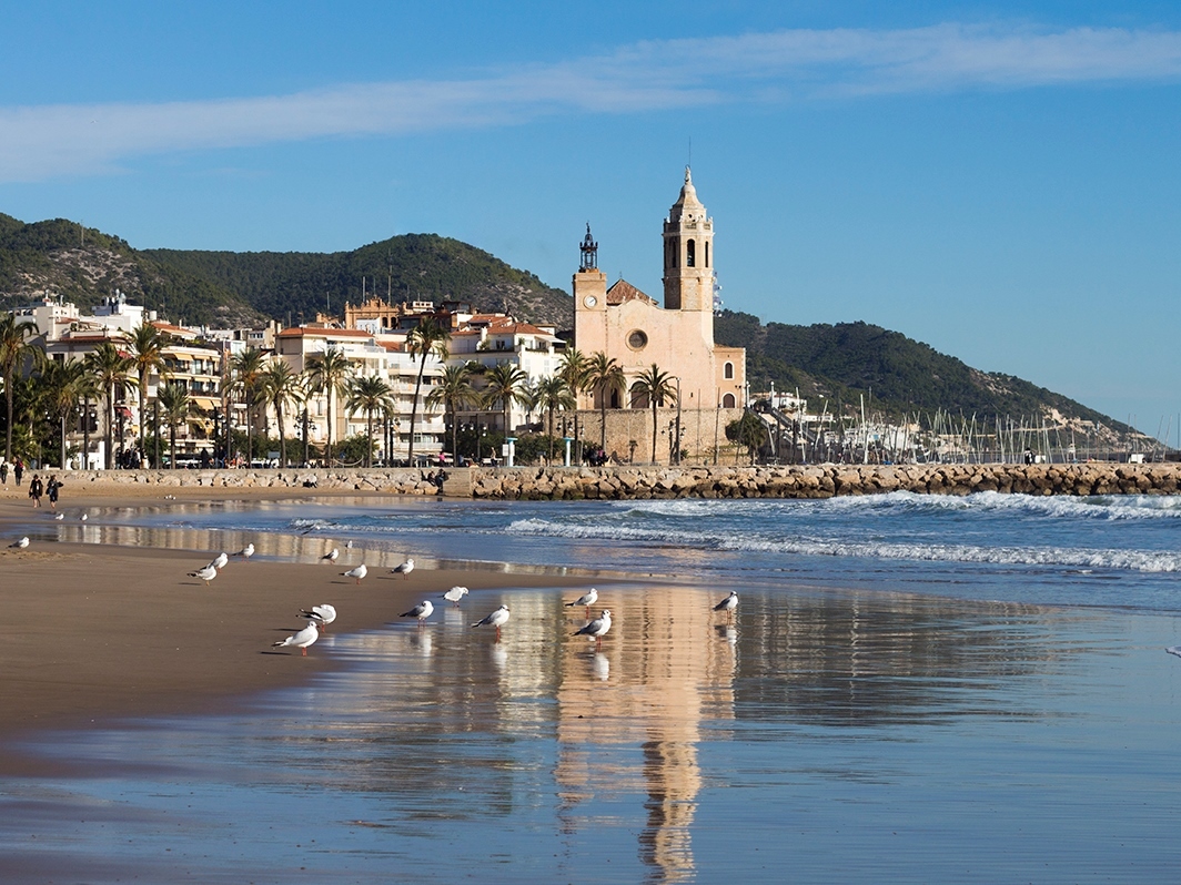 My great Spanish trip: Sitges - a city of art with snow-white houses. - My, Spain, , , Catalonia, Travels, Tourism, Sea, Longpost