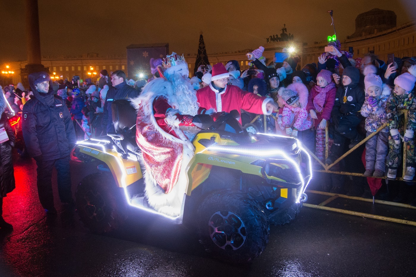 Santa Claus on a quad - My, Father Frost, Saint Petersburg, ATV, New Year, Vroom-vroom, Palace Square