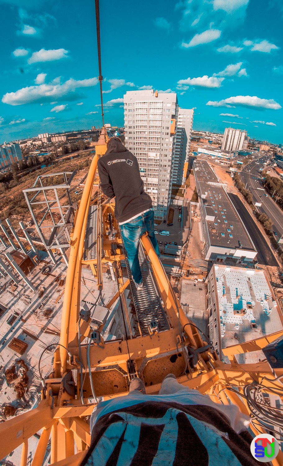 climbed on the crane - My, Photo, Fishye, Building, Tap, Construction, Roofing, Chelyabinsk, Longpost, Ruffers