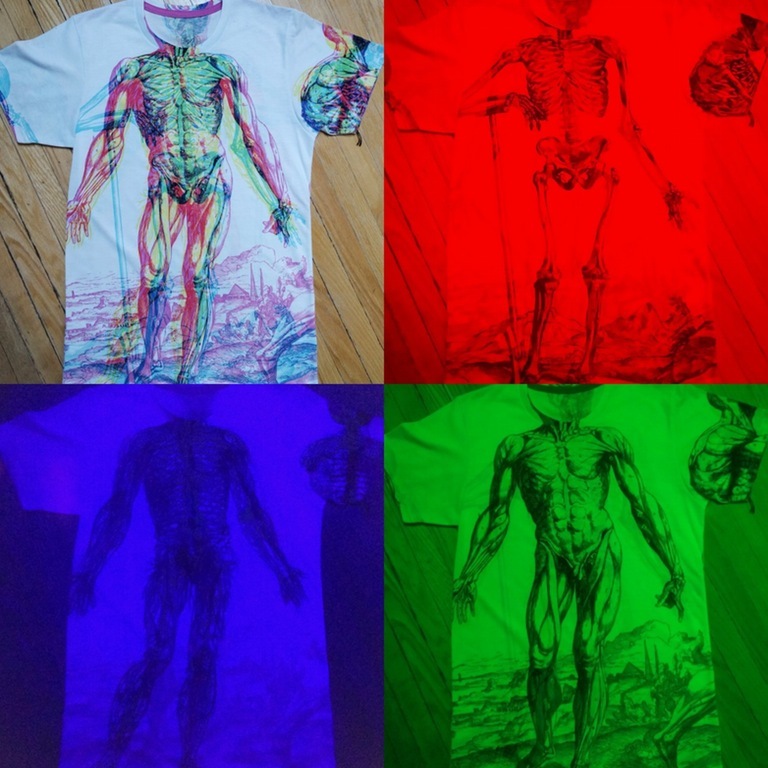 The T-shirt shows the different layers of the human body depending on the color of the lighting. - Anatomy, T-shirt, Body, T-shirt