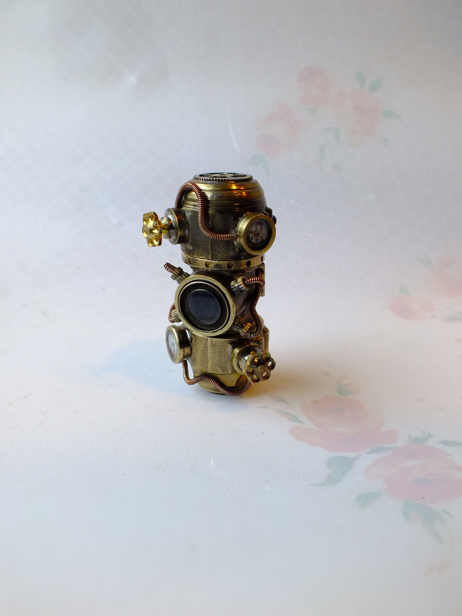 Flash drive with photo diaphragm :) - My, Steampunk flash drive, , USB, Flash drives, With your own hands, Dieselpunk, Video, Longpost