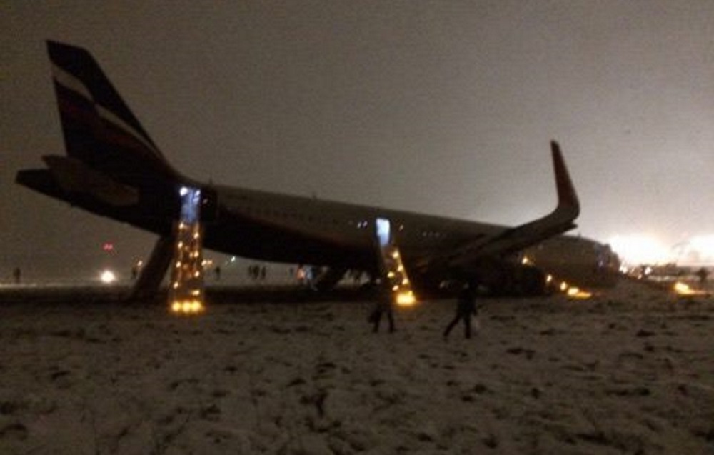 Hard landing in Kaliningrad - , Longpost, Inaction, Evacuation, Not mine, Landing, Kaliningrad, Aeroflot