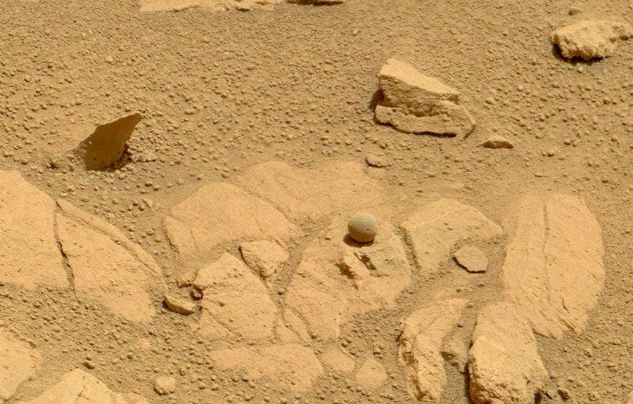 Mars rover Curiosity found the ball - NASA, Curiosity, Rover, 