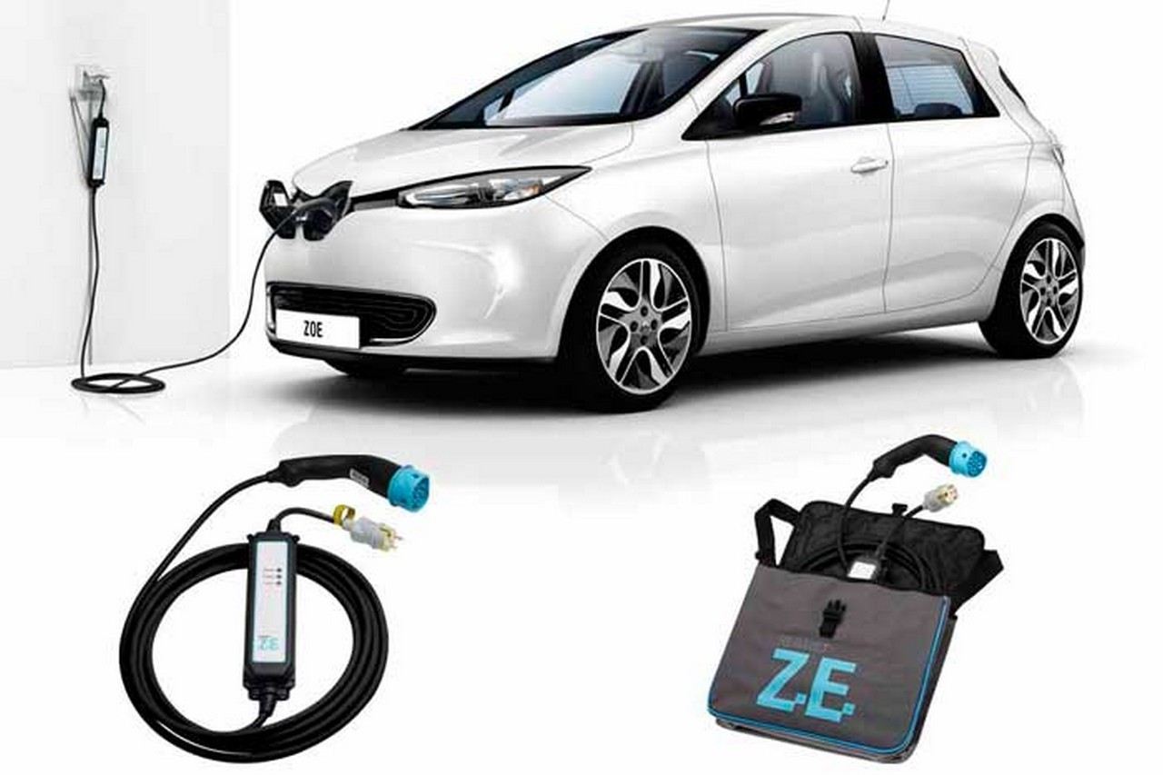 Сколько заряжать электромобиль. Электроавтомобиль Zoe. Renault Zoe аккумулятор. Электромобиль Рено зарядка. Renault Zoe электропривод.