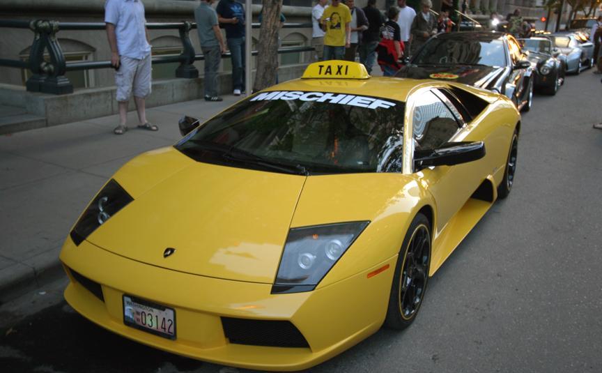 to chuvstvo kogda taksi v dubae mashina