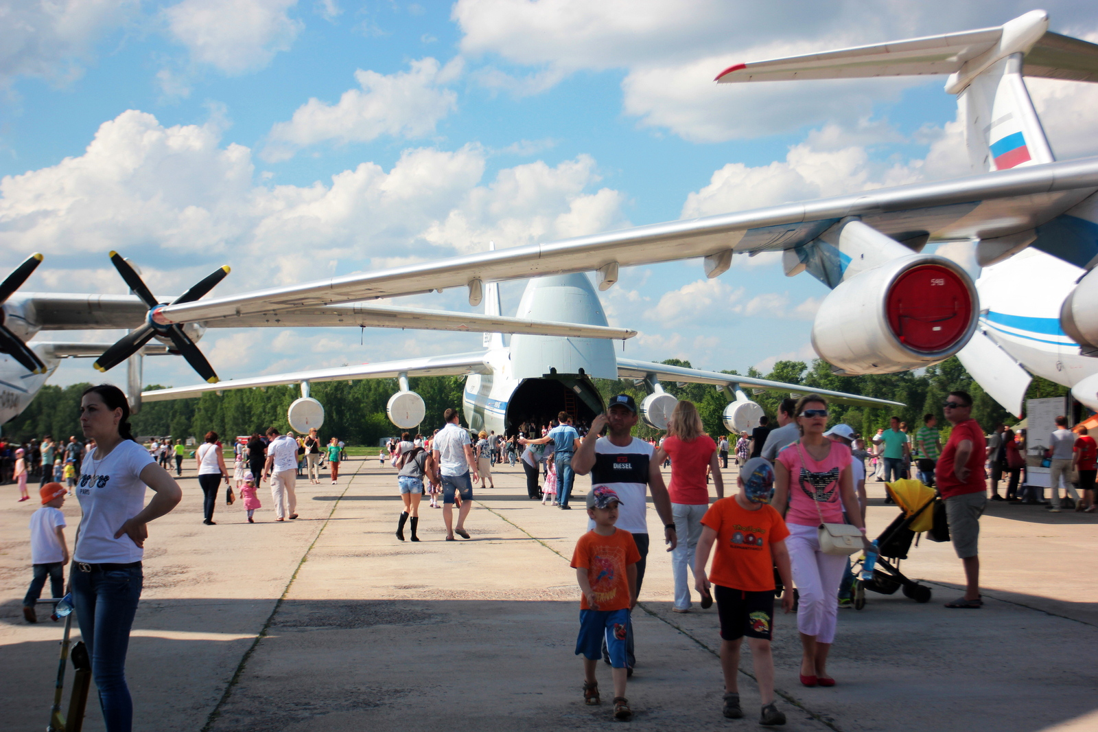 Visiting the airport. - My, The photo, Aerodrome, Russia, Airplane, Helicopter, Longpost