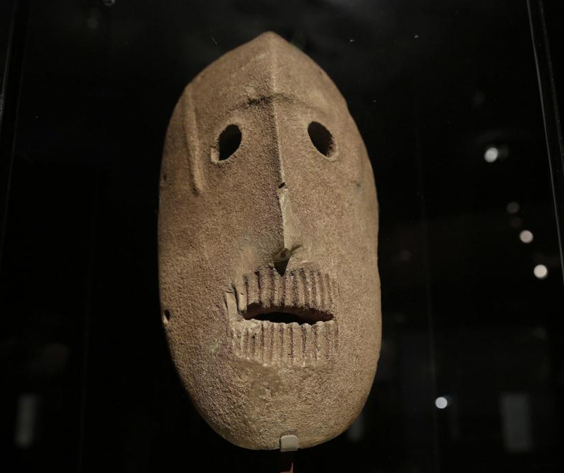 The Israel Museum has exhibited for the first time 9,000-year-old stone masks, the oldest known to date. - Mask, Story, Museum, Antiquity, Israel, Longpost