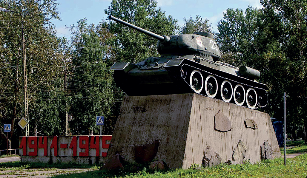 Who will tell? Your opinions! - My, World of tanks, Monument, Petrozavodsk, Dispute, Interesting, Tanks