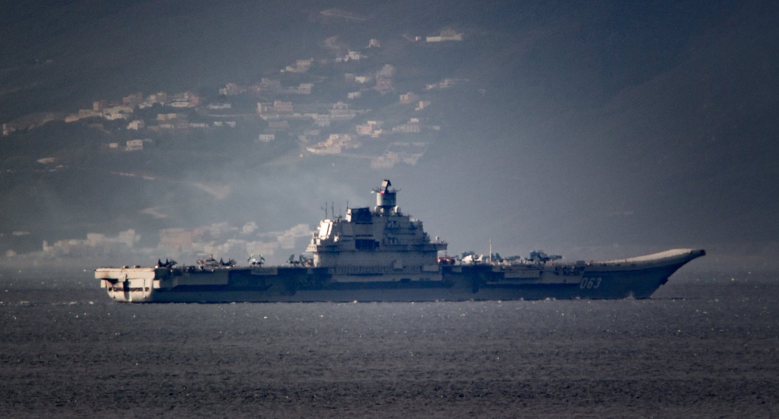 TAVKR Admiral Kuznetsov in the Strait of Gibraltar - Navy, Gibraltar, Politics