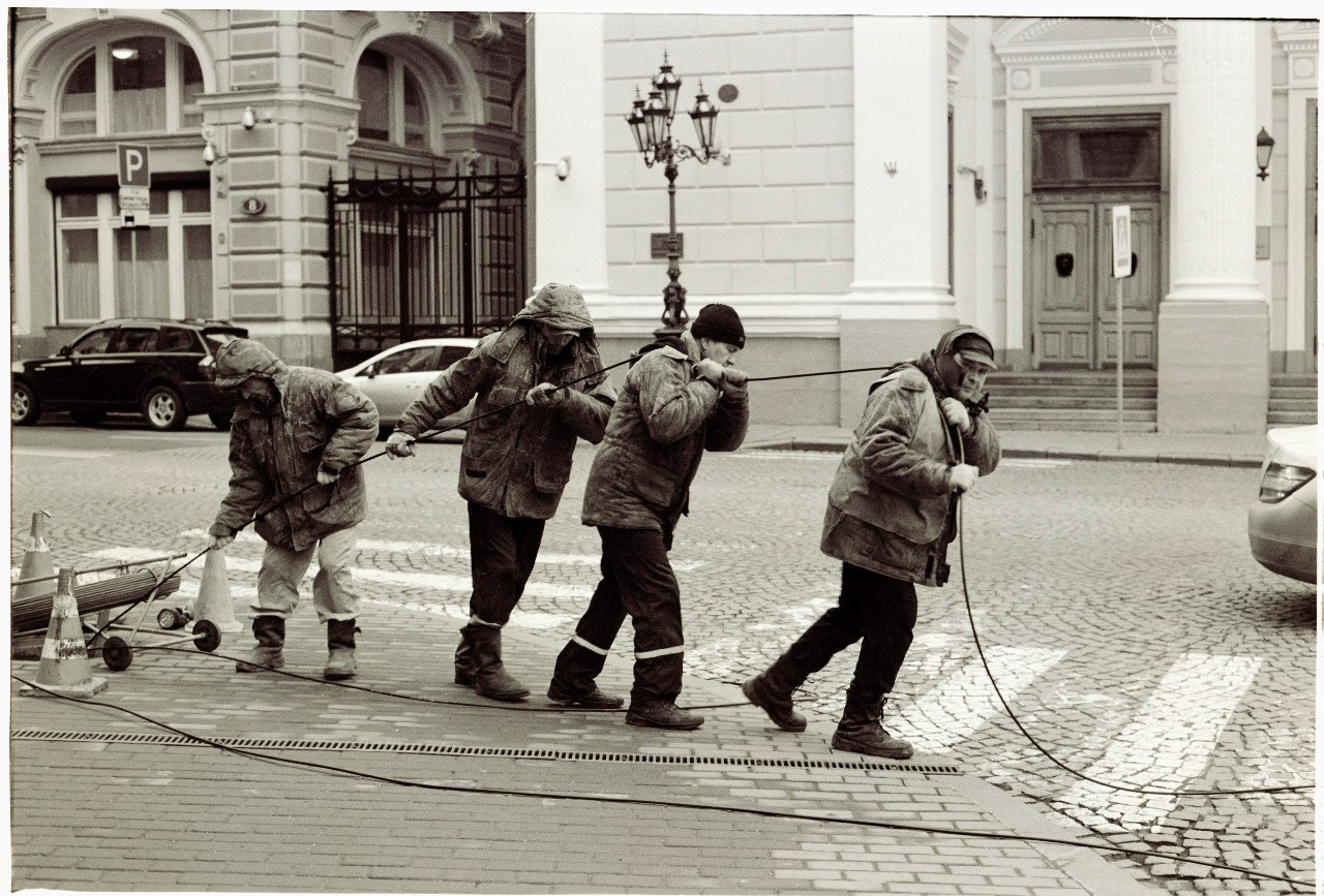 Homeless steal cable! - A life, Photo