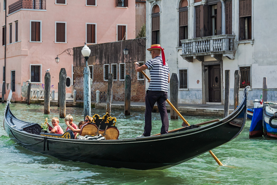 Elite caste of men with a paddle - My, Italy, Travels, Venice, Longpost, The photo, Text