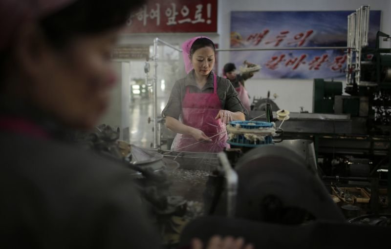 Excursion to the silk factory in North Korea - Корея, Factory, Work, Longpost