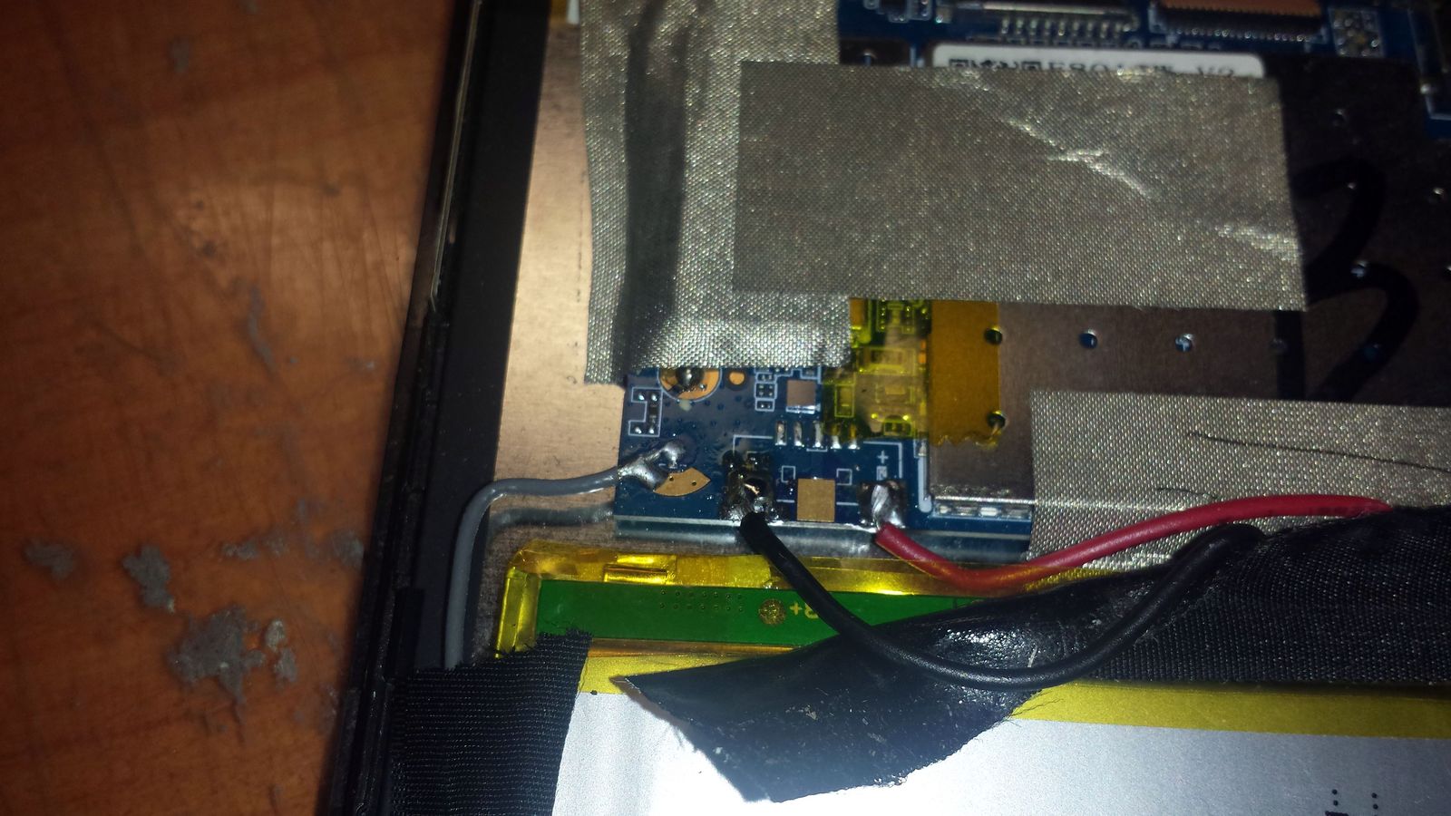 Something does not charge and the tablet does not turn on. - My, Tablet repair, Hobby, Saint Petersburg, GIF, Longpost