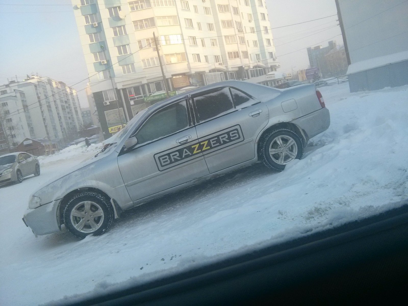 Кажется, я припарковался возле нужного офиса :) - Моё, Браззерс, Машина, Авто, Порностудия