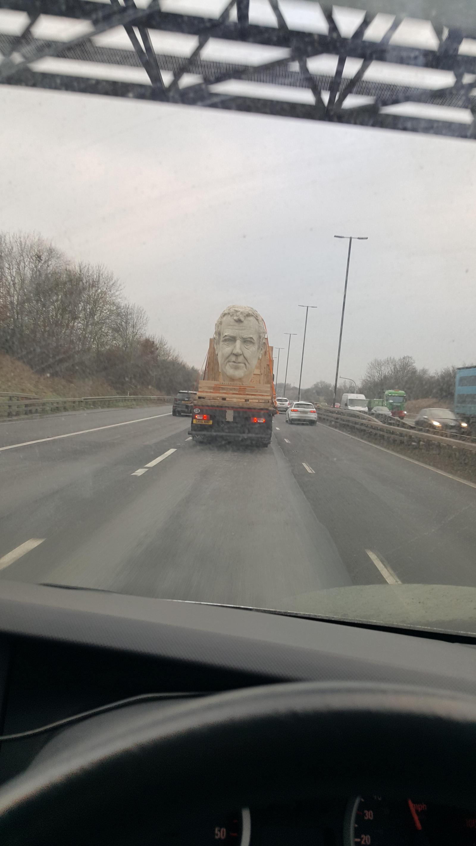 On the M4 near Bristol (UK) - Top Gear, Jeremy Clarkson, James May, Road, Longpost