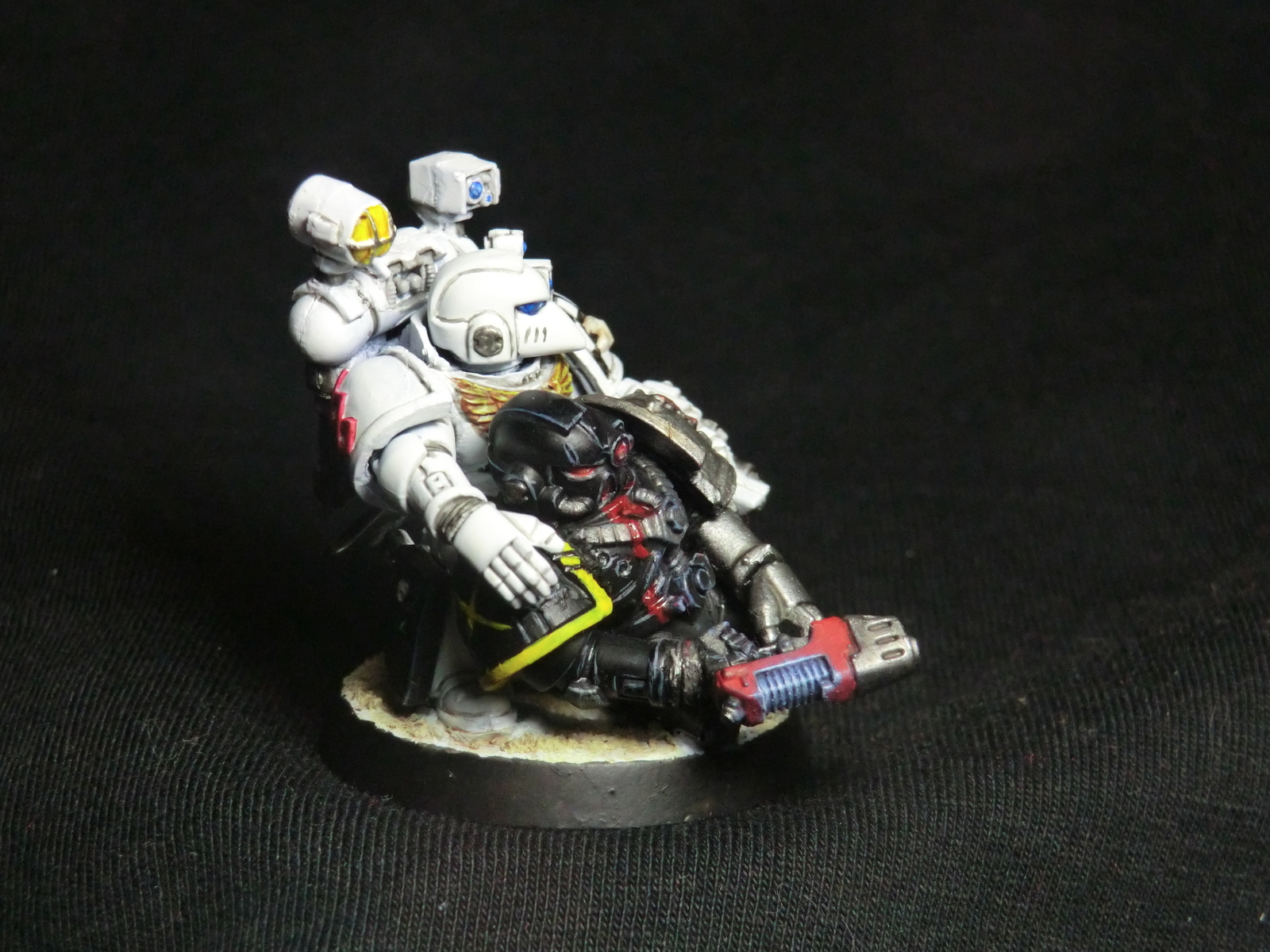 Apothecary\Sanguinary Priest\Sanguinary Acolyte of the Weepers and Bob - My, Warhammer 40k, Adeptus Astartes, Lamenters, , Conversion, Miniature, , Deathwatch, Longpost, Cry