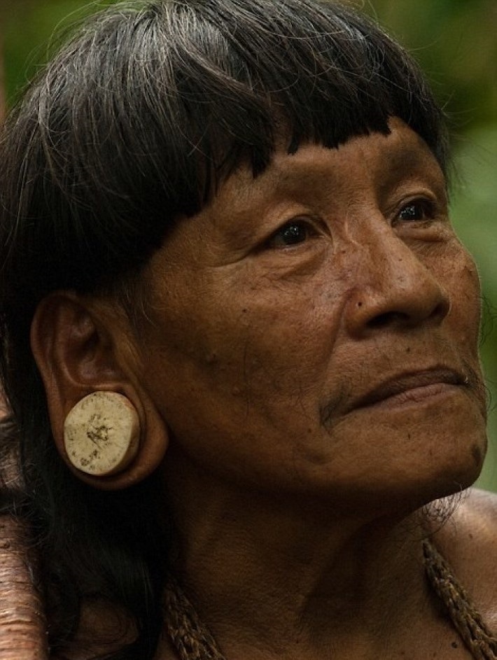 The photographer spent 12 days with the savages from the Amazonian tribe. His shots are shocking... - Guarani, Peekaboo, Longpost