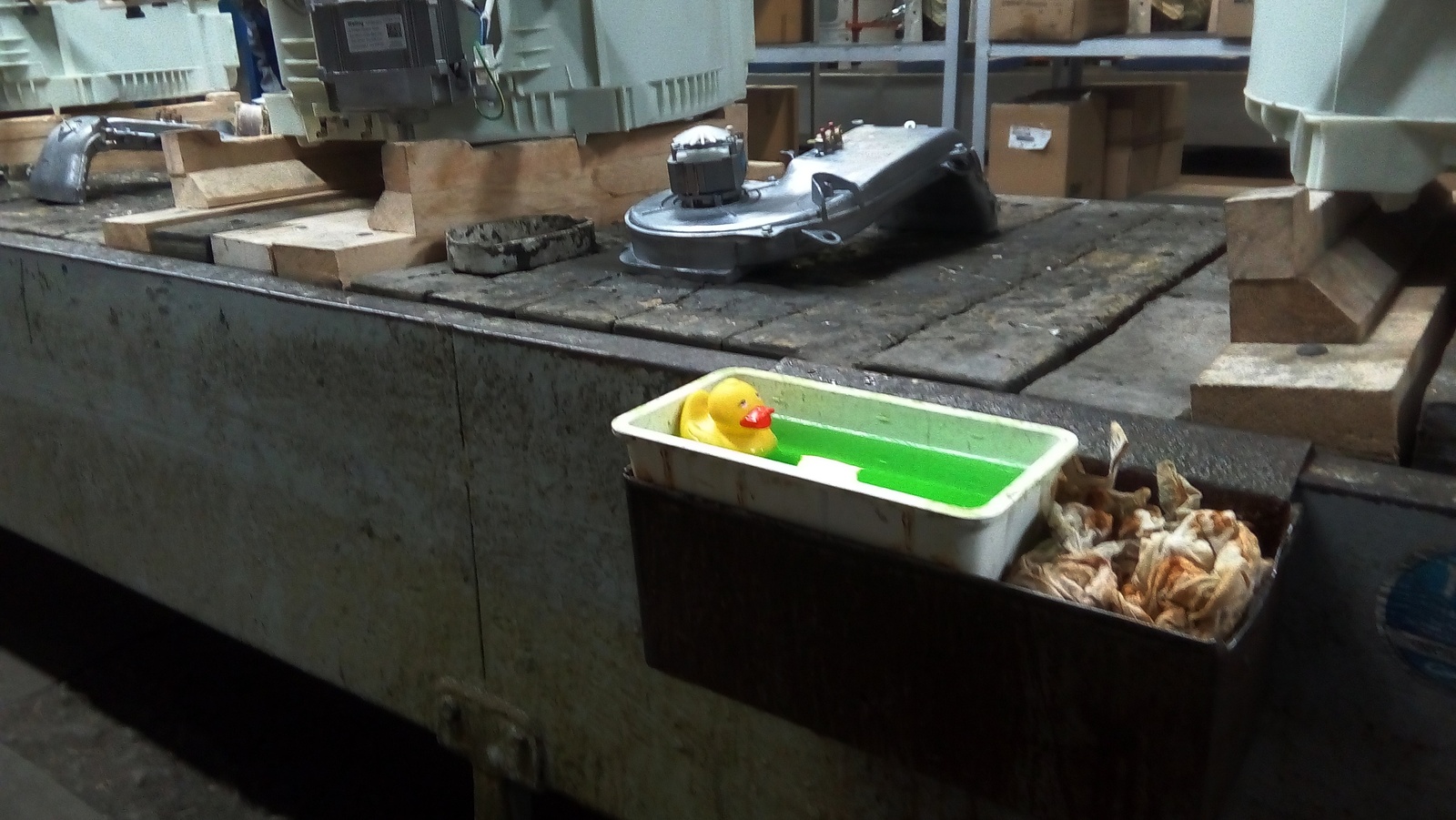 Even at the factory you can find a rubber duck in the bath - My, Duck, Factory, Toys, Washing machine