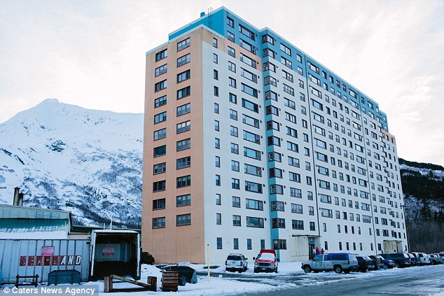 City under one roof. - Isolation, Loneliness, , Alaska, USA, Tsunami, Barracks, Longpost