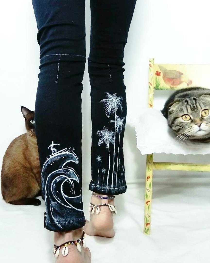 The girl has a hobby - she draws on clothes. - My, Textile, Hobby, Creation, cat, Painting on fabric, Drawing, Longpost